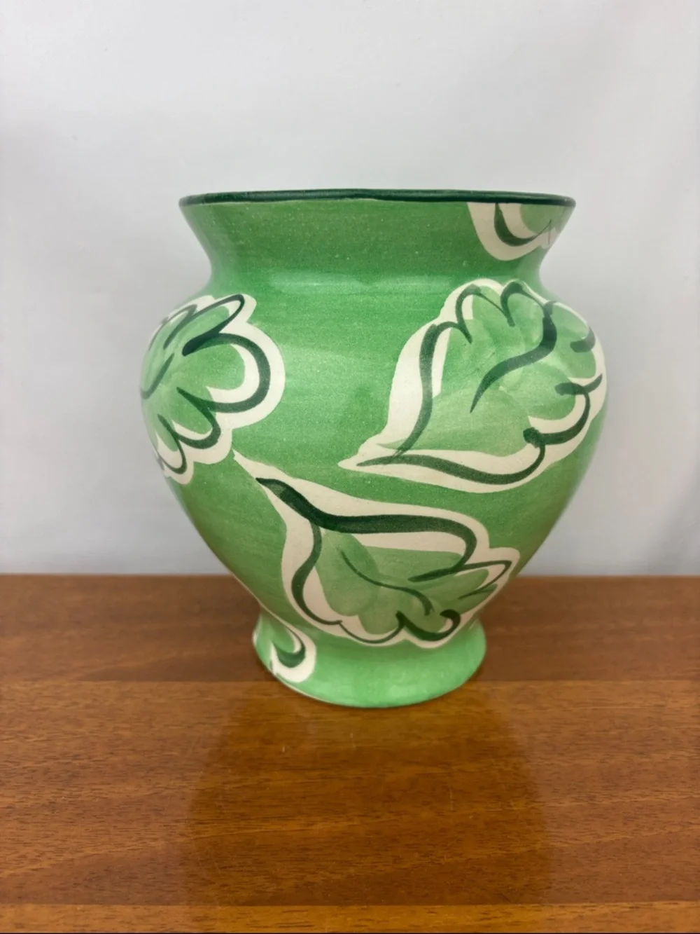 Vintage Fioriware jardinware zanesville hand painted pottery vase - Picture 5 of 9